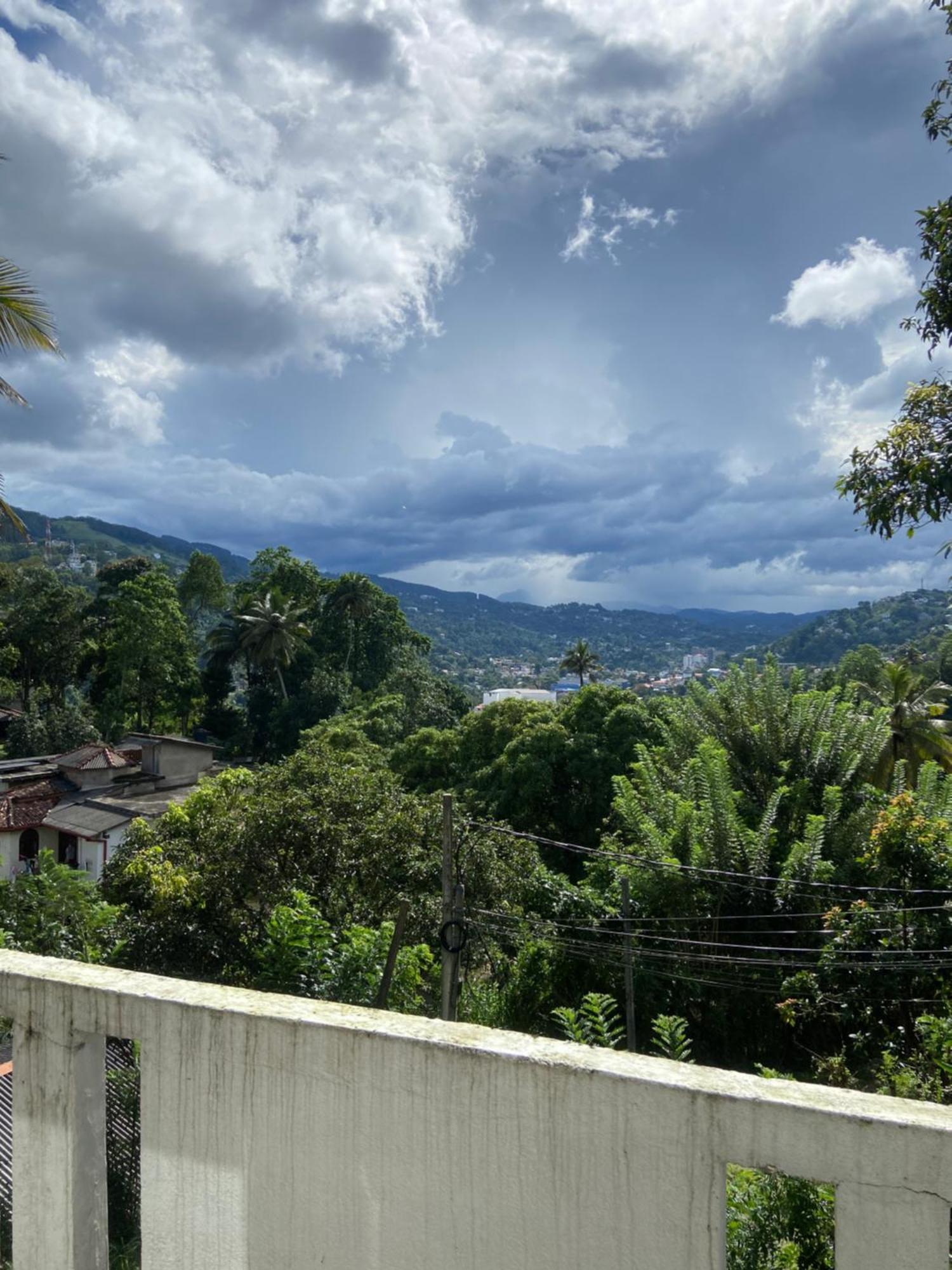 Upland Inn Kandy Bagian luar foto