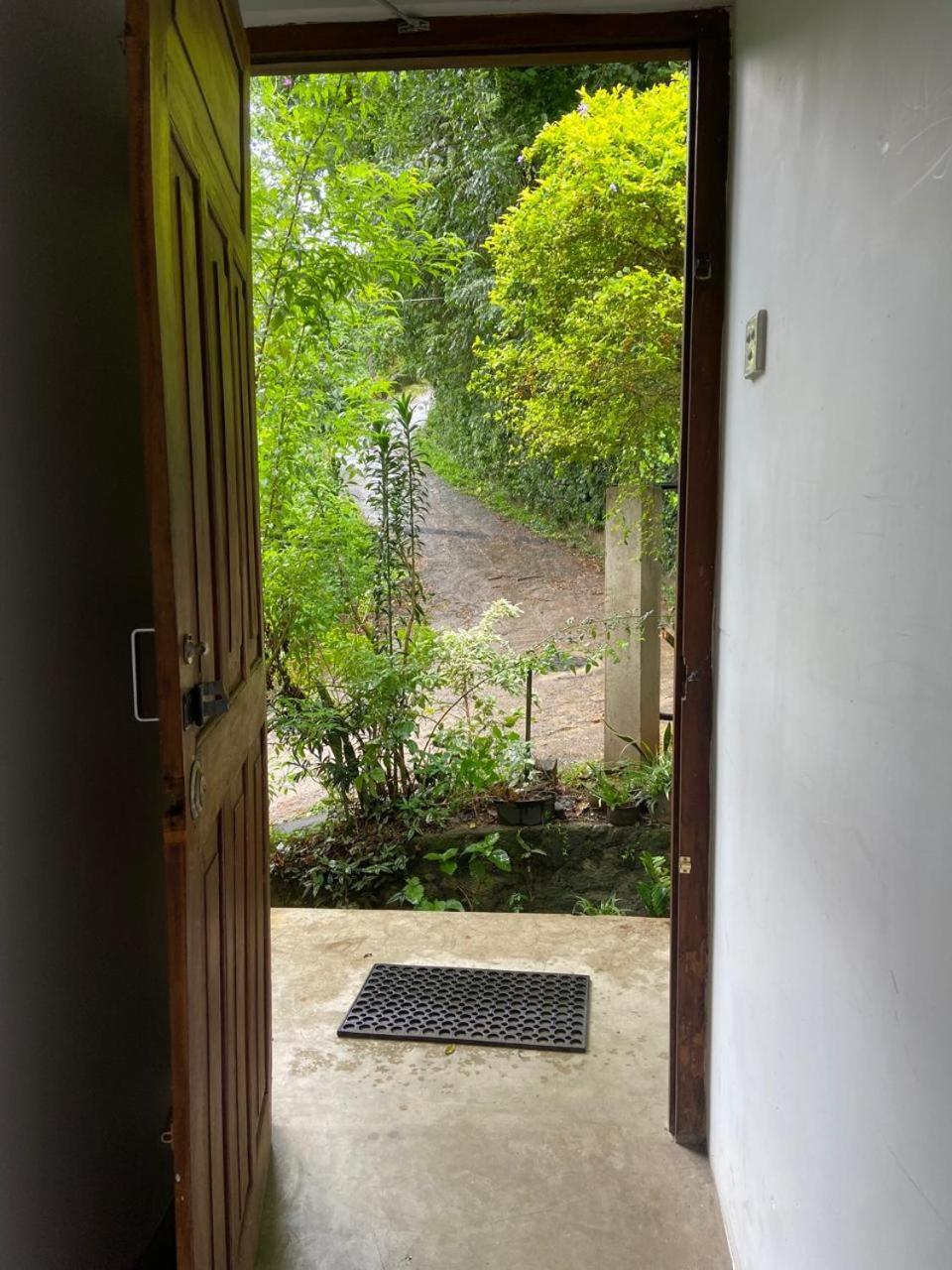 Upland Inn Kandy Bagian luar foto